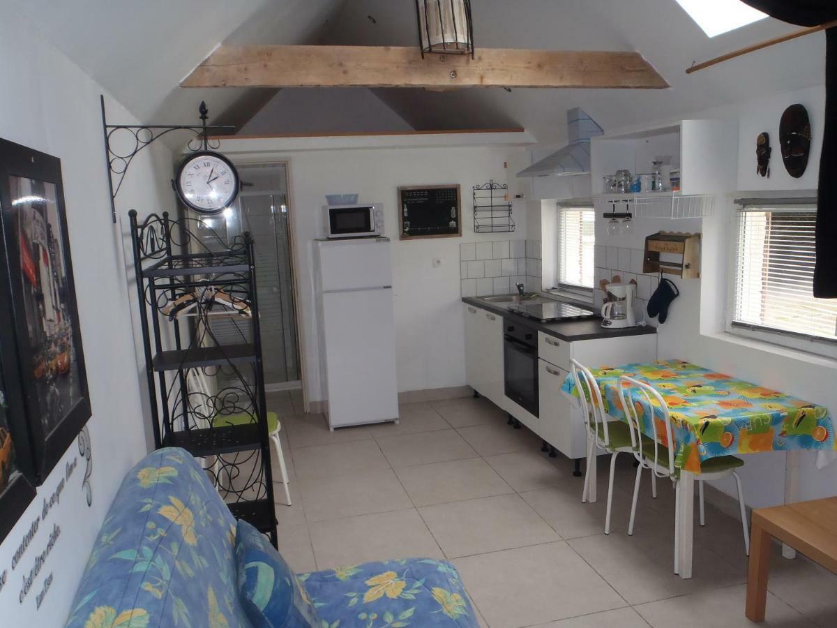 Studio Apartment Colline-Beaumont Luaran gambar